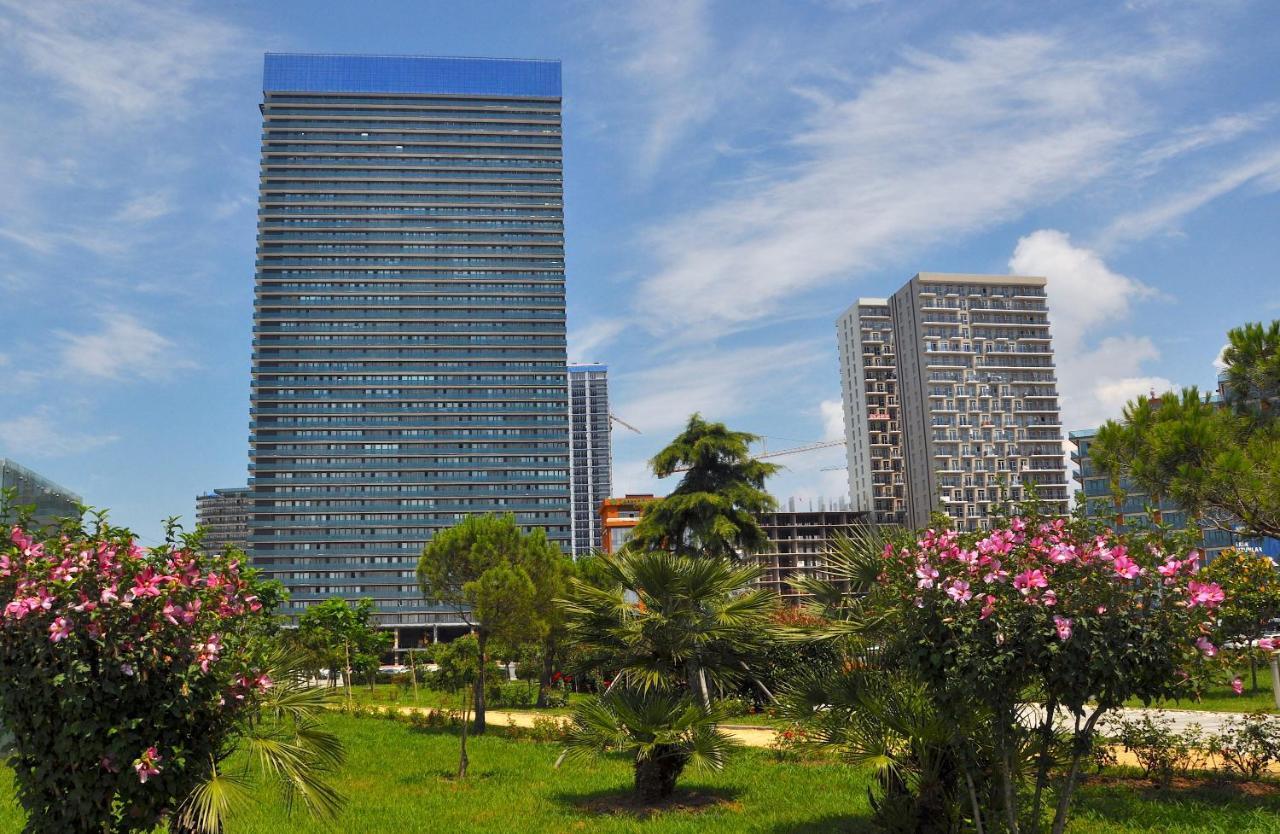 Orbi Beach Tower Aparts Batumi Exterior foto