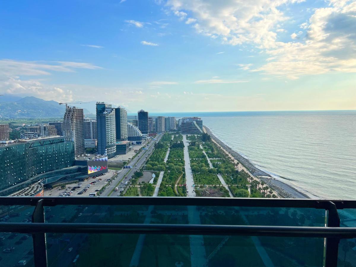 Orbi Beach Tower Aparts Batumi Exterior foto