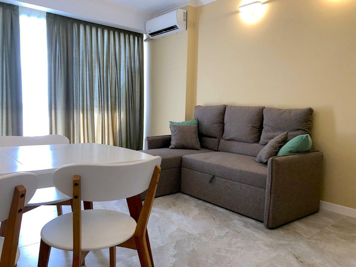 Orbi Beach Tower Aparts Batumi Exterior foto